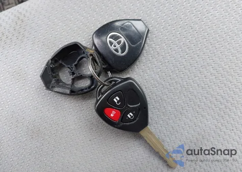 2013 Toyota Yaris Le from USA, damaged, VIN JTDKTUD32DD557504